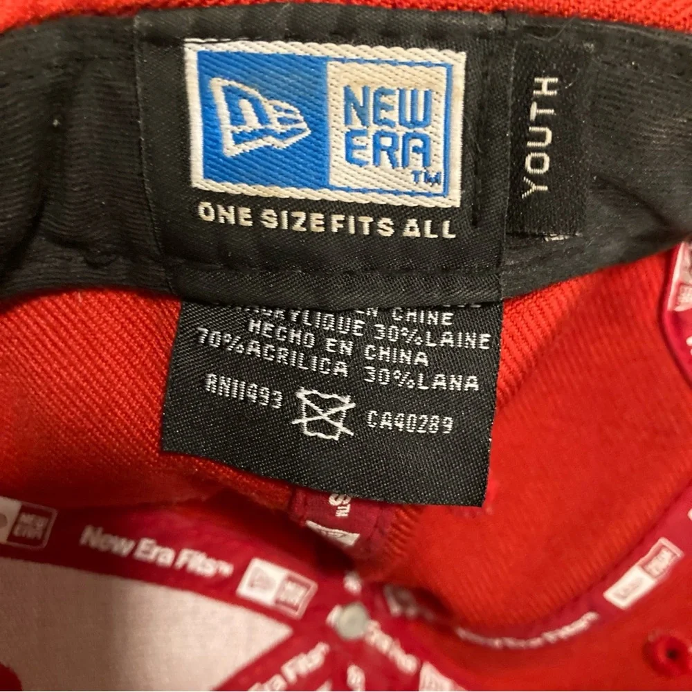 EUC New Era Philadelphia Phillies Youth Low Profile Adjustable Cap Red One Size